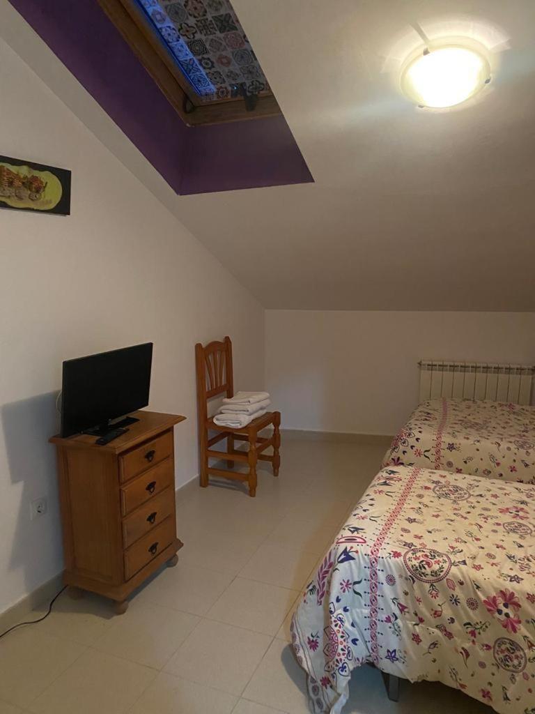 Hostal Y Apartamentos La Vereda Ruidera Exteriör bild