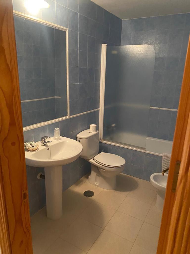 Hostal Y Apartamentos La Vereda Ruidera Exteriör bild