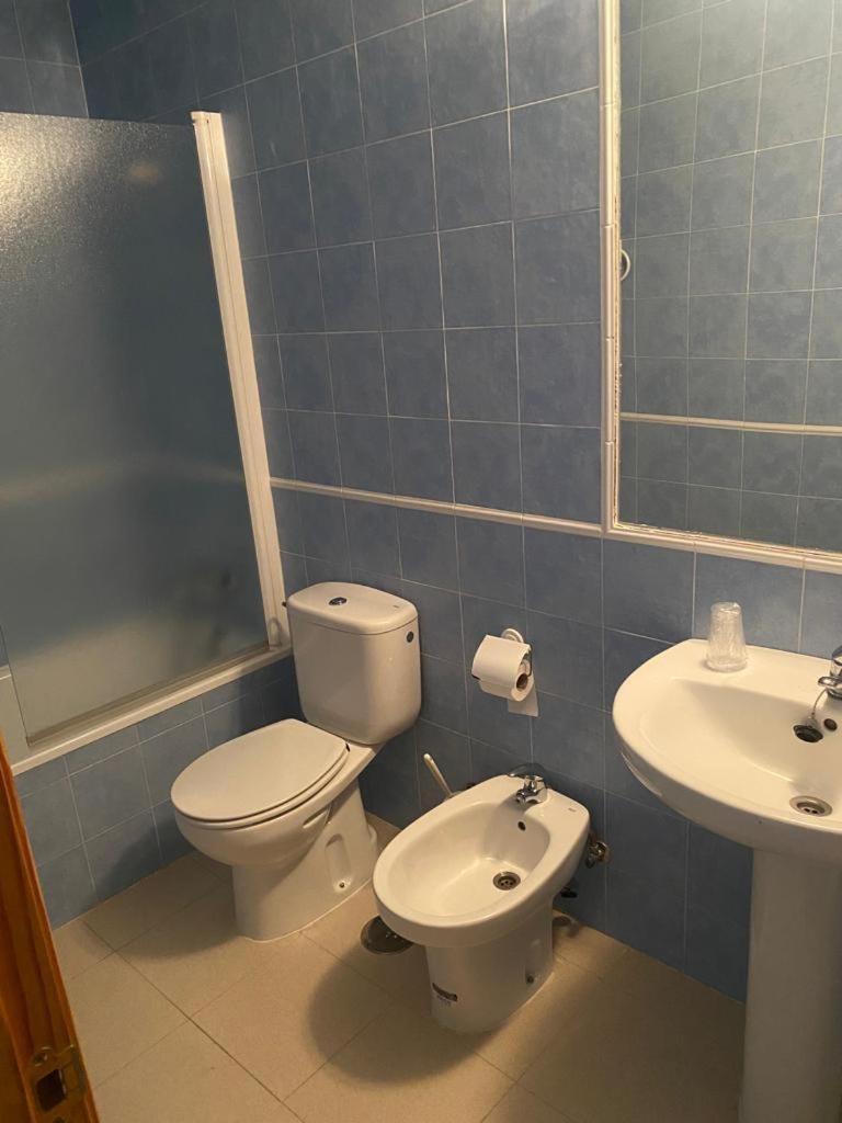 Hostal Y Apartamentos La Vereda Ruidera Exteriör bild